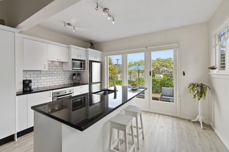 Photo of property in 12 Aylmer Street, Somerfield, Christchurch, 8024