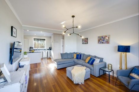 Photo of property in 28 Havelock Road, Hospital Hill, Napier, 4110