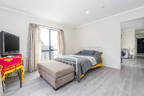 Photo of property in 31 Colombo Road, Waiuku, 2123