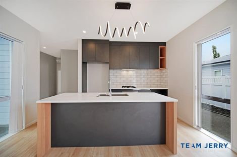 Photo of property in 40 Holcroft Street, Papakura, 2110