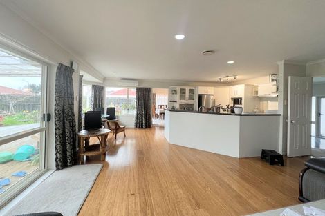Photo of property in 3 Bowscale Place, Northpark, Auckland, 2013