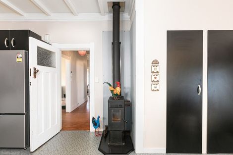 Photo of property in 15a Ruataniwha Street, Waipawa, 4210