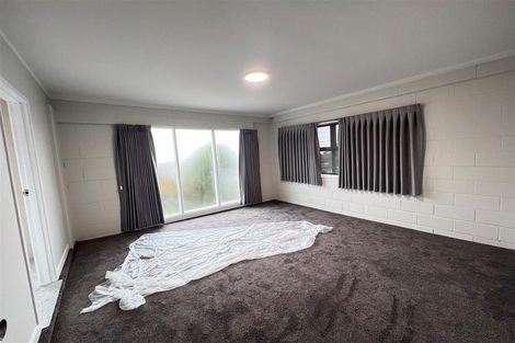 Photo of property in 117 Golf Road, New Lynn, Auckland, 0600