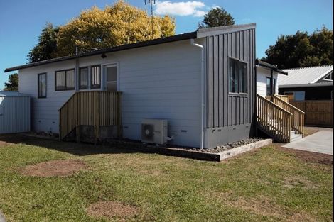 Photo of property in 5 Camellia Place, Hamilton Lake, Hamilton, 3204