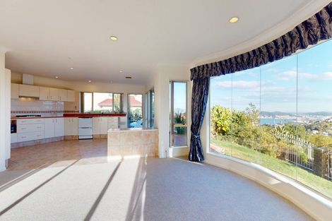 Photo of property in 16 Imran Terrace, Khandallah, Wellington, 6035