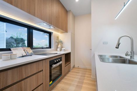 Photo of property in 28a Moire Road, Massey, Auckland, 0614