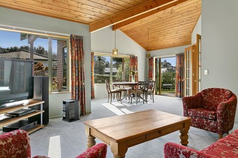 Photo of property in 5 Larchwood Grove, Rangatira Park, Taupo, 3330