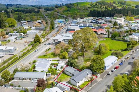 Photo of property in 55 Waverley Street, Waipawa, 4210