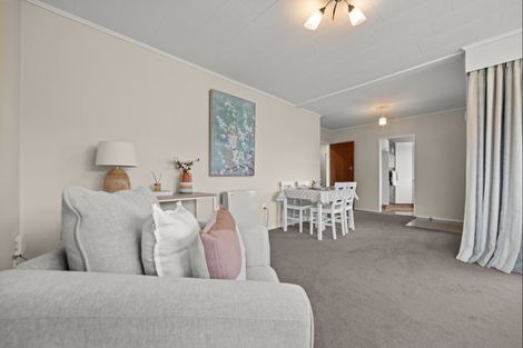 Photo of property in 16 Drury Street, Cloverlea, Palmerston North, 4412