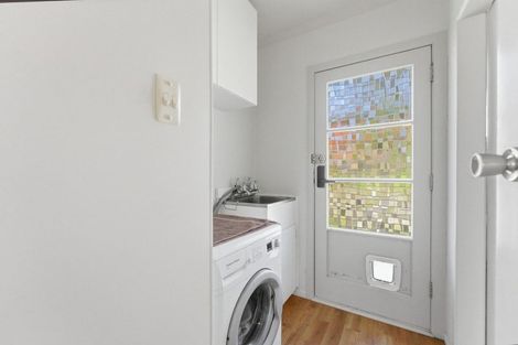 Photo of property in 1 Carlton Terrace, Westown, New Plymouth, 4310
