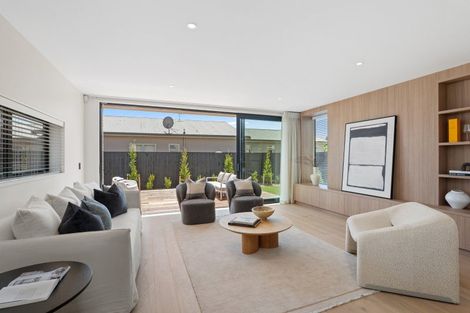 Photo of property in 15 Lees Road, Strowan, Christchurch, 8052
