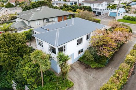 Photo of property in 30 Lucknow Terrace, Khandallah, Wellington, 6035