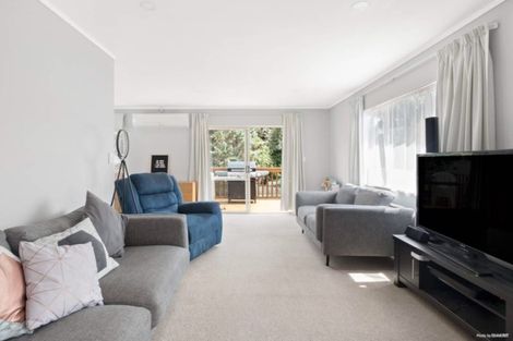 Photo of property in 118b Colwill Road, Massey, Auckland, 0614