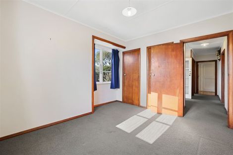 Photo of property in 13 Pitcairn Crescent, Bryndwr, Christchurch, 8053