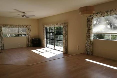 Photo of property in 54 Bayside Drive, Browns Bay, Auckland, 0630