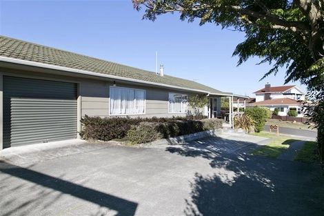 Photo of property in 24 Hammersmith Street, Richmond Heights, Taupo, 3330