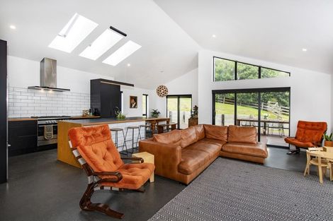 Photo of property in 59 Jounneaux Road, Te Kamo, Kamo, 0185