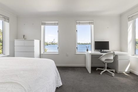 Photo of property in 1/38 Kitchener Road, Milford, Auckland, 0620