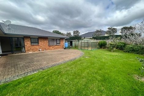 Photo of property in 104 Westerham Drive, Dannemora, Auckland, 2016