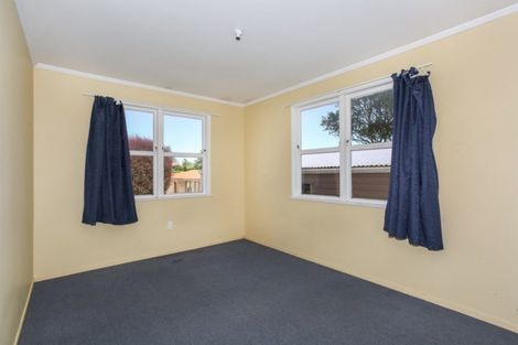 Photo of property in 30 President Avenue, Papakura, 2110