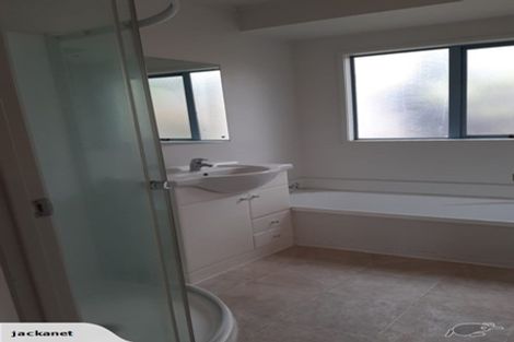 Photo of property in 43a Fairmount Road, Titirangi, Auckland, 0604