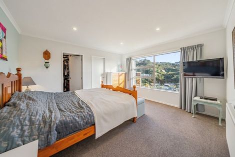 Photo of property in 6 Bluejacket Place, Whitby, Porirua, 5024