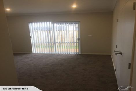 Photo of property in 17 Mangatiti Street, Papakura, 2110
