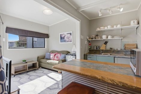 Photo of property in 49 Ngakoti Street, Urenui, 4375