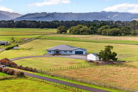 Photo of property in 32 Spencer Lane, Greytown, 5712