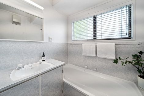 Photo of property in 88 Edgecumbe Road, Tauranga, 3110