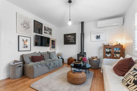 Photo of property in 64 Jeffreys Road, Fendalton, Christchurch, 8052
