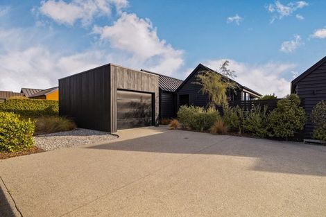 Photo of property in 12 Fife Court, Jacks Point, Queenstown, 9371