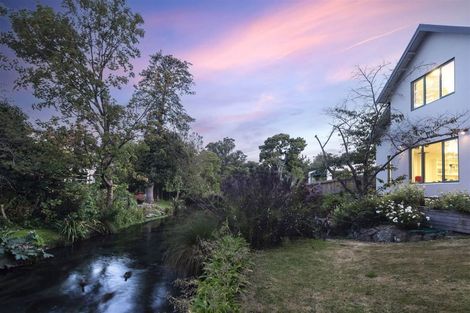 Photo of property in 16 Ngahere Street, Fendalton, Christchurch, 8041