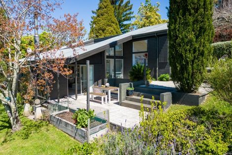 Photo of property in 14 Ballantyne Place, Poraiti, Napier, 4182