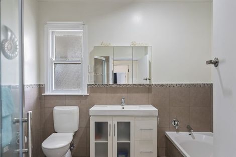 Photo of property in 7 Kawiu Road, Levin, 5510