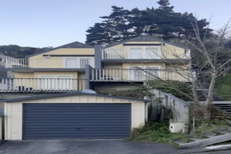 Photo of property in 17 Kopiko Way, Brooklyn, Wellington, 6021