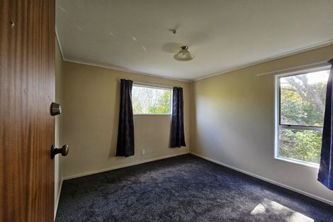 Photo of property in 84 Taylor Terrace, Tawa, Wellington, 5028