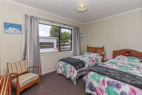 Photo of property in 3 Tainui Terrace, Inglewood, 4330