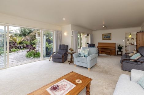 Photo of property in 29 Avion Terrace, Raumati Beach, Paraparaumu, 5032