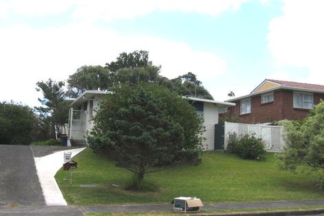Photo of property in 2/39 Park Hill Road, Birkenhead, Auckland, 0626
