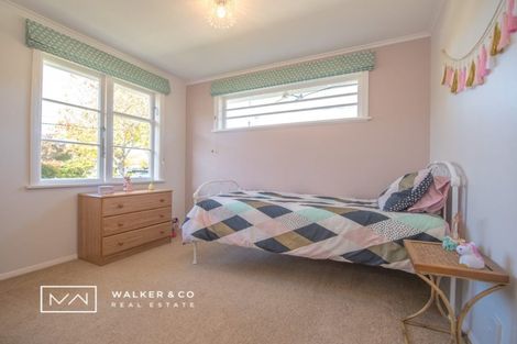 Photo of property in 4 Courtenay Road, Heretaunga, Upper Hutt, 5018