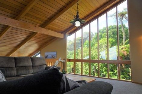 Photo of property in 32 Stanton Crescent, Karoro, Greymouth, 7805