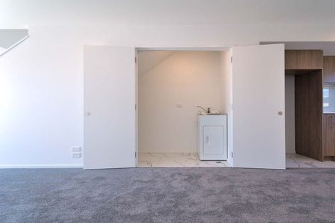 Photo of property in 4/295 Armagh Street, Christchurch Central, Christchurch, 8011