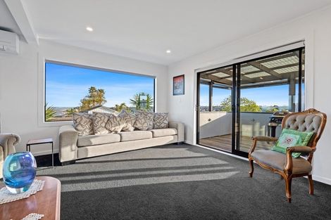 Photo of property in 48 Gulf View Road, Murrays Bay, Auckland, 0630