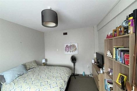 Photo of property in 44 Nevada Drive, Merrilands, New Plymouth, 4312