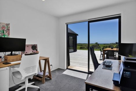 Photo of property in 1356c South Road, Kaitake, New Plymouth, 4374