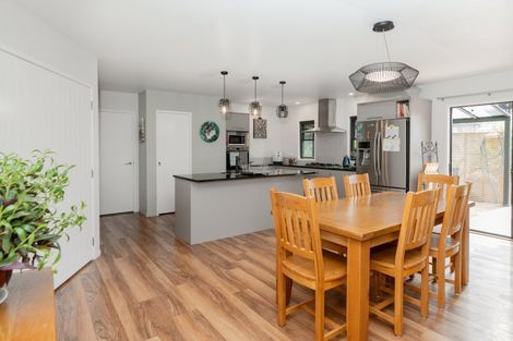 Photo of property in 5a Waikowhai Place, Raglan, 3225