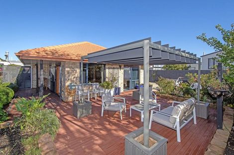 Photo of property in 32a Bower Avenue, New Brighton, Christchurch, 8083