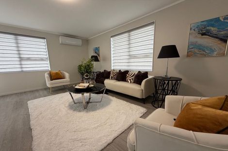 Photo of property in 8 Jodie Place, Flat Bush, Auckland, 2023