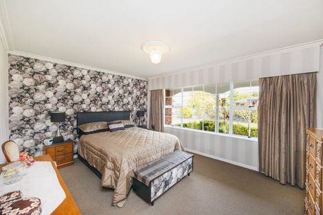 Photo of property in 7 Woodfield Avenue, Roslyn, Palmerston North, 4414